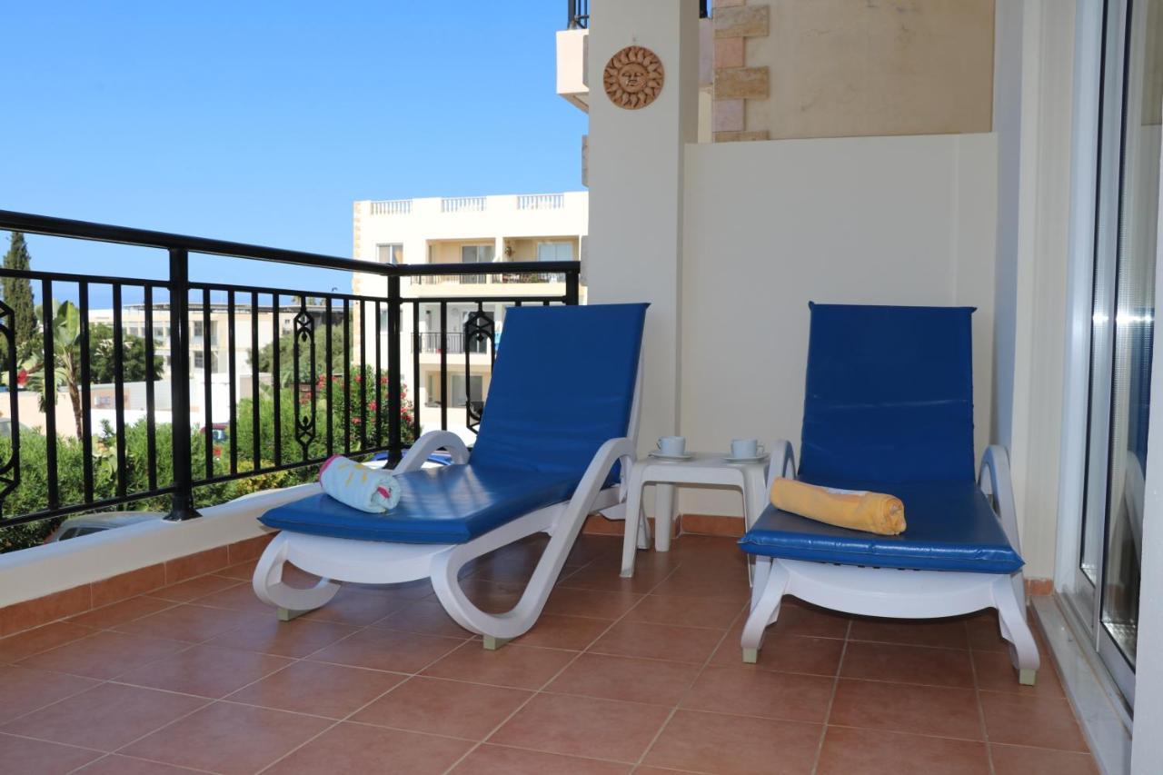 Sunset Apartment With Pool & 10 Mins To Venus Beach Paphos Extérieur photo